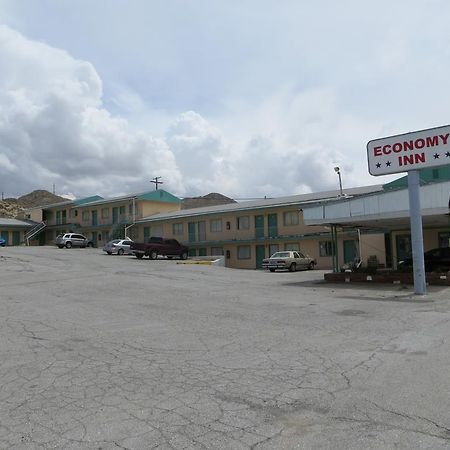 Economy Inn 托诺帕 外观 照片