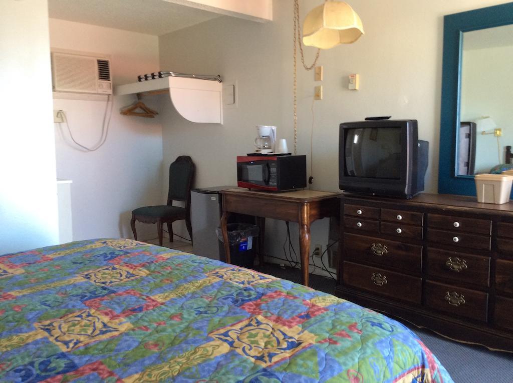 Economy Inn 托诺帕 外观 照片